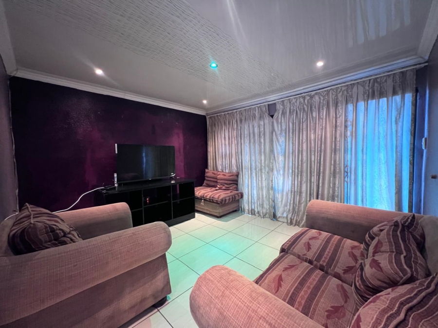 3 Bedroom Property for Sale in Tlhabane West North West
